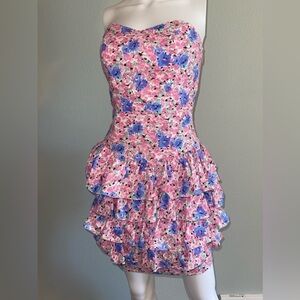 Vintage floral 80’s dress